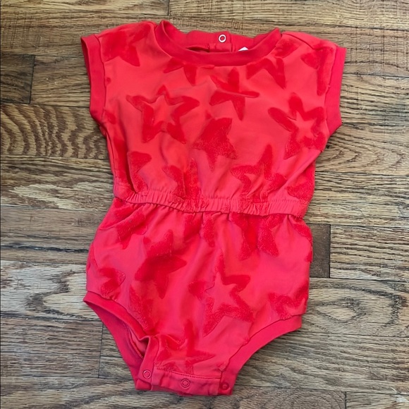 Bathing suits - Picture 7 of 8